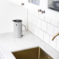 EM77 Vattenkokare 1,5 liter Ljusgrå