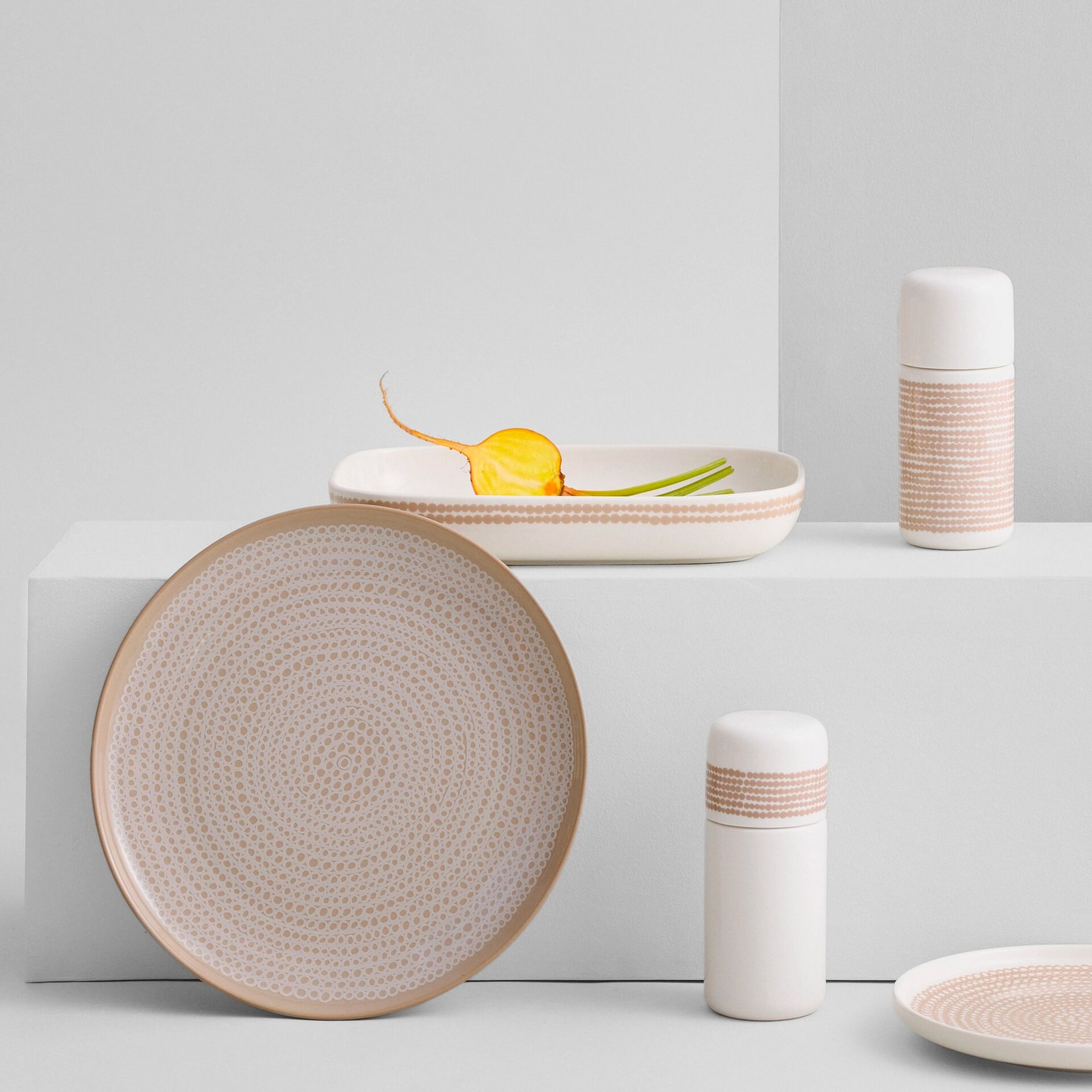 marimekko-siirtolapuuthara-tallerken-25-cm-071874-810-54631-2