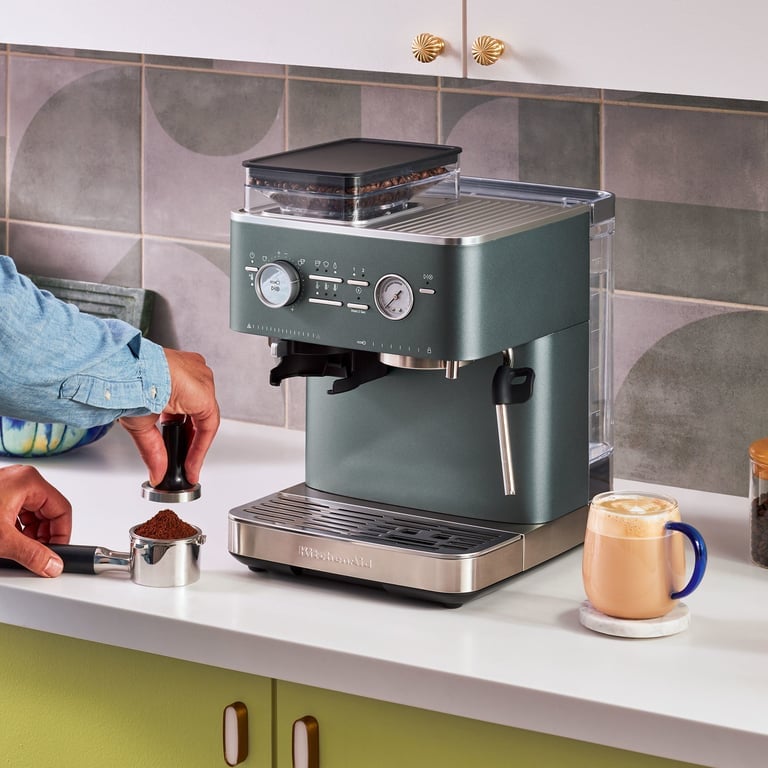 Espressomaskin med kaffekvarn, juniper