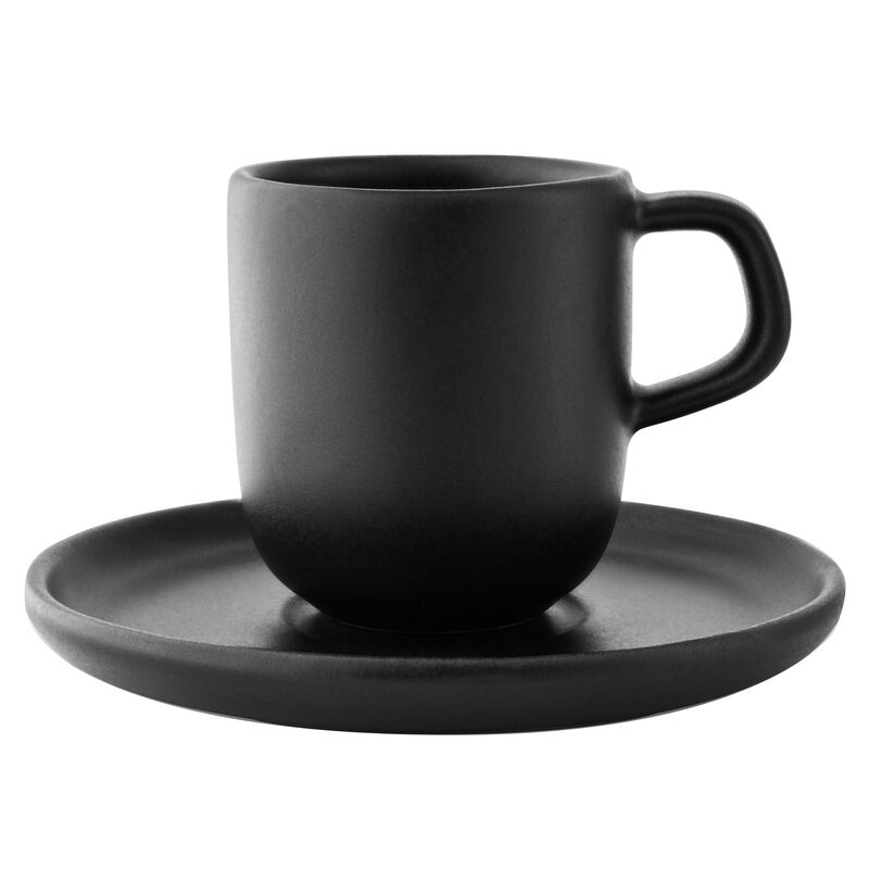 Nordic Kitchen espressokuppi lautasella