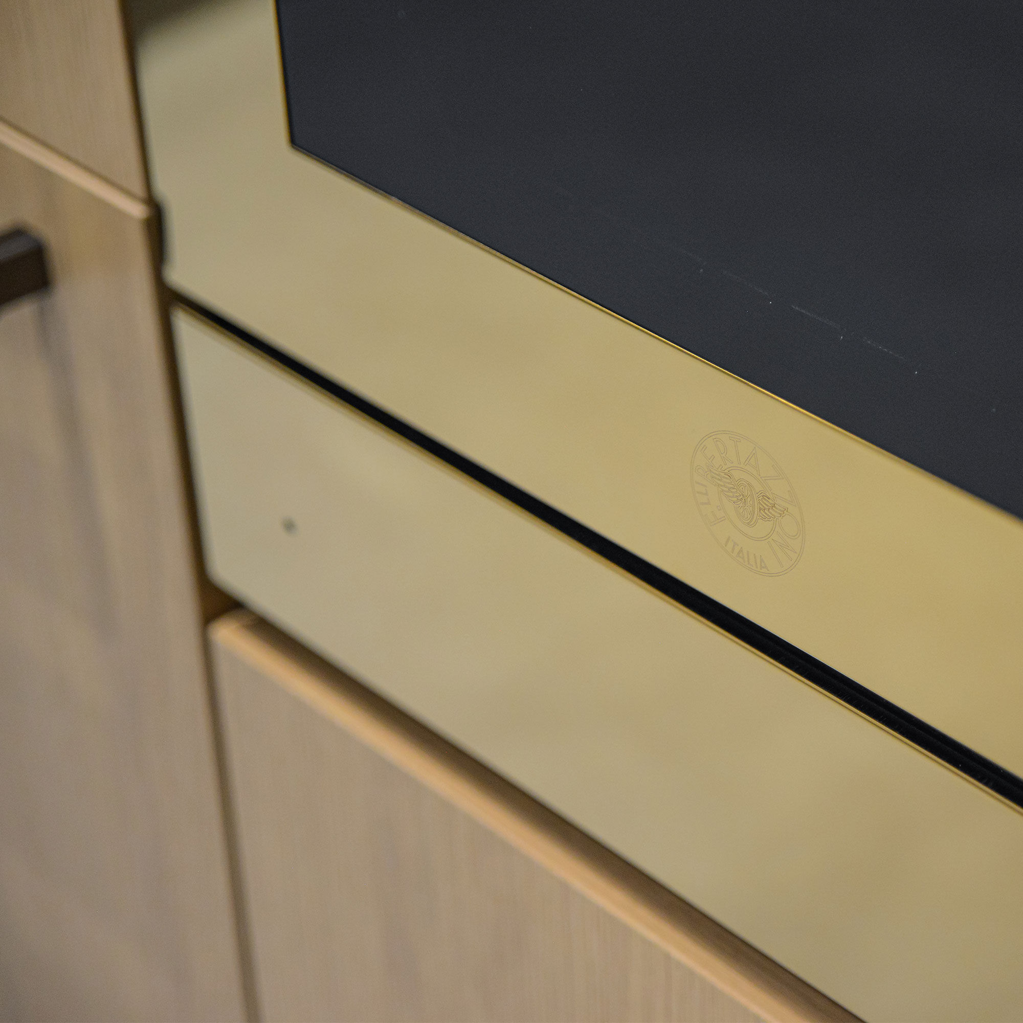 Modern varmeguld, guld