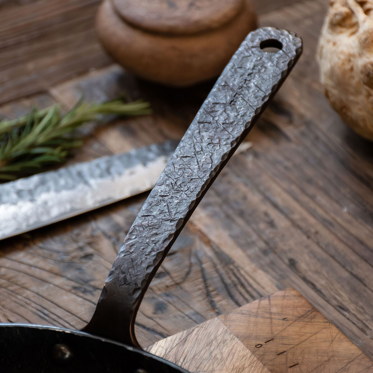 Satake Kuro stekpanna 28 cm, kolstål