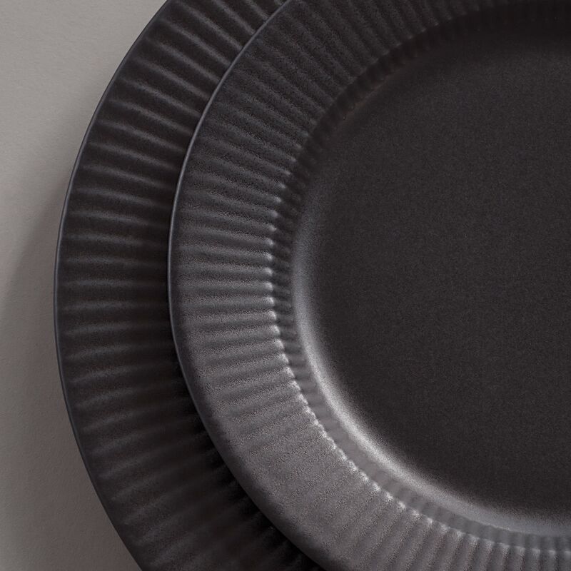 Legio Nova Black ruokalautanen 28 cm