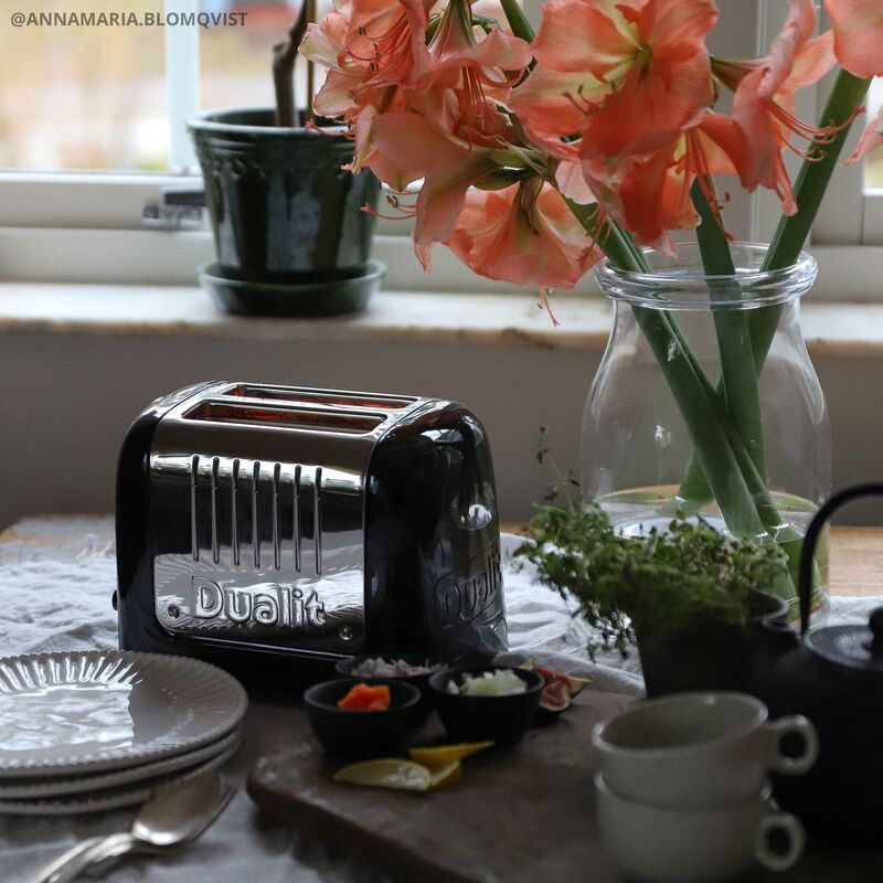 Lite Brödrost 2-skivor High Gloss Svart