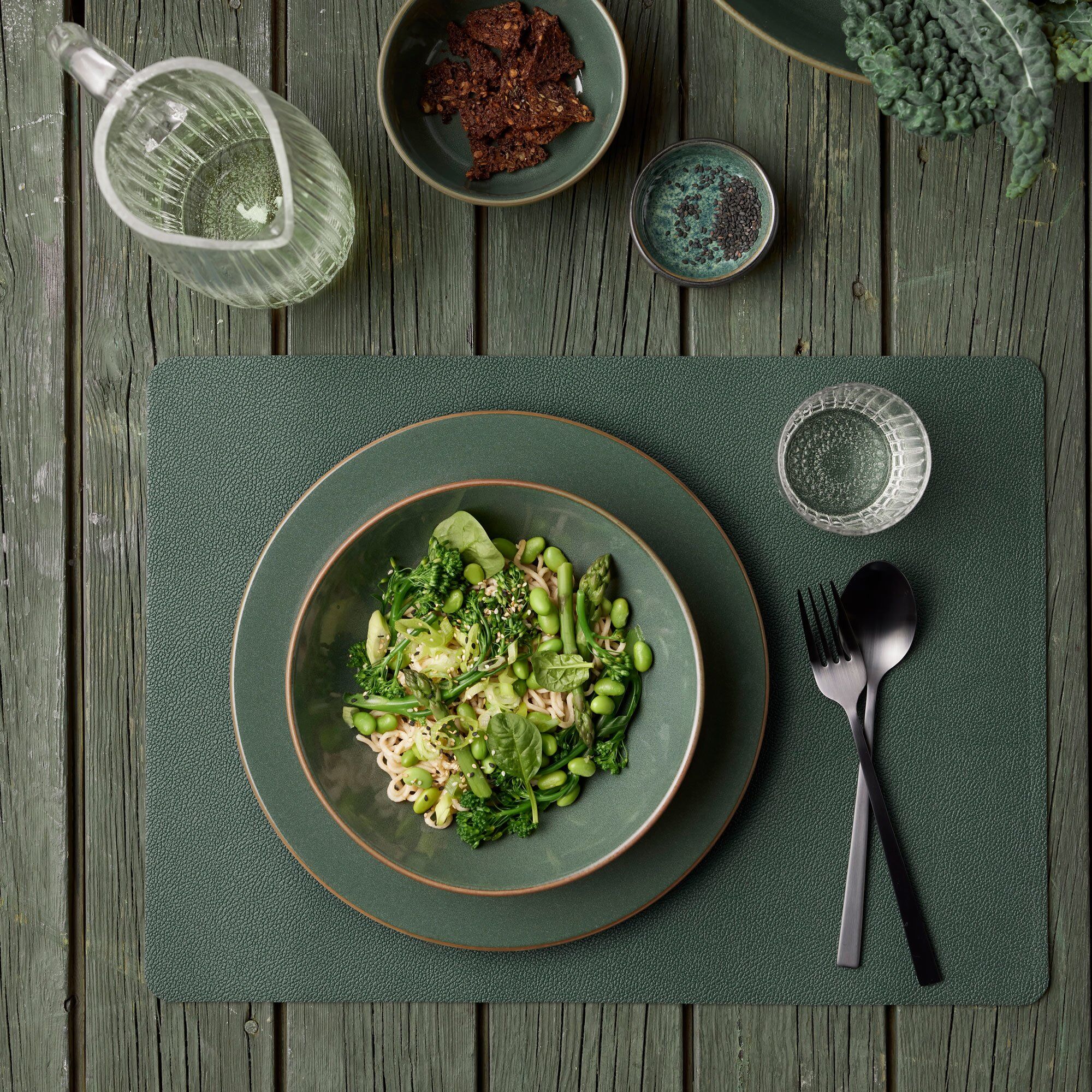 Alternativ bild 1 för Bitz Tallrik 27 cm, wood/forest