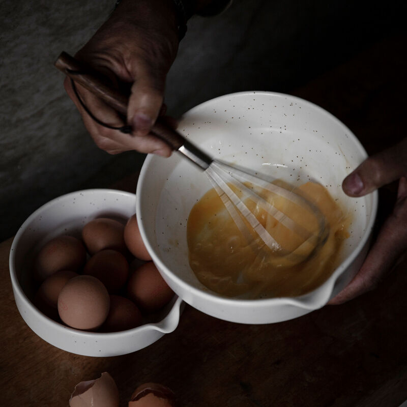 Visp metall/mørk tre