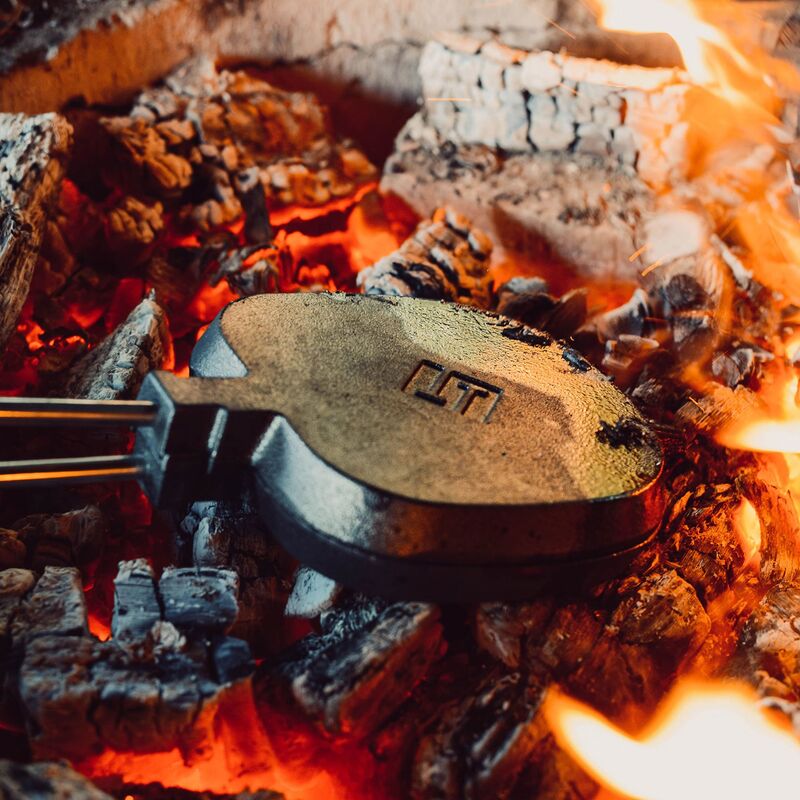 Smörgåsjärn med älgmotiv