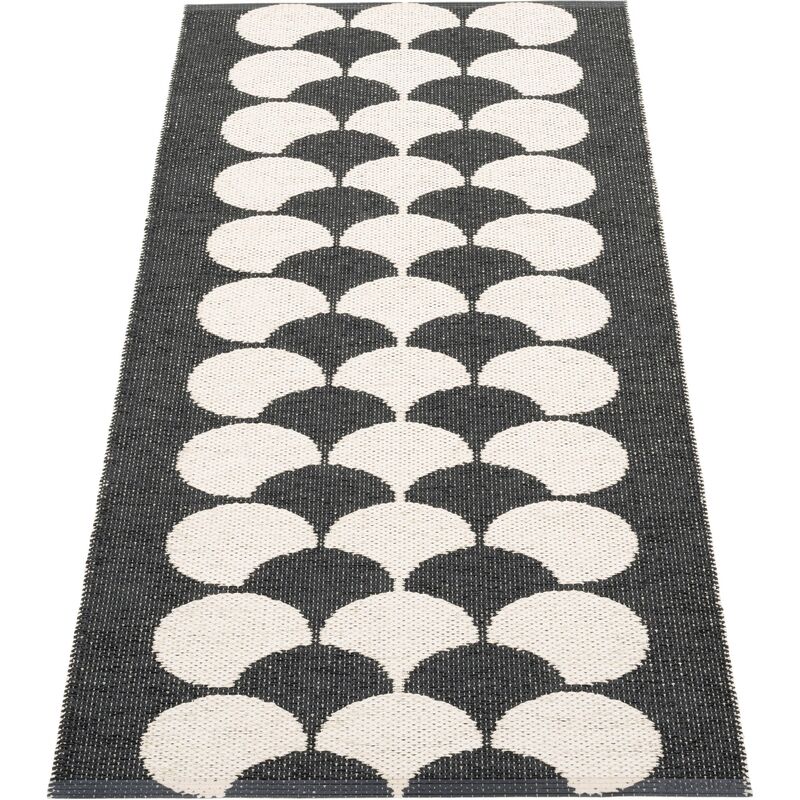 Poppy plastmatta 70 x 150 cm, black