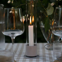 Ljusstake med glascylinder, naturvit