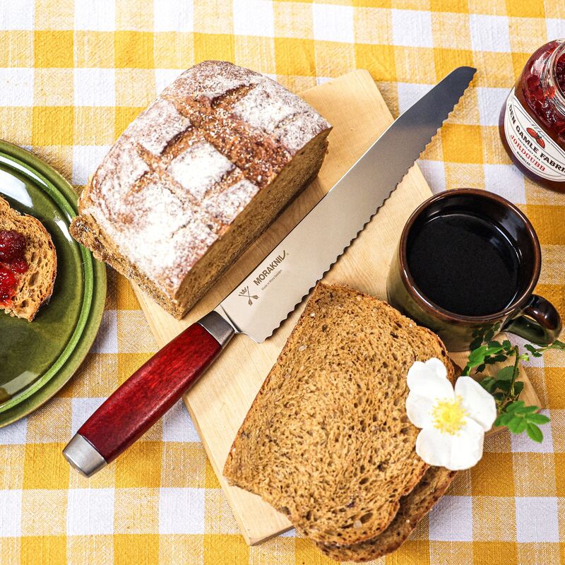 Classic 1891 -leipäveitsi 24 cm, punainen