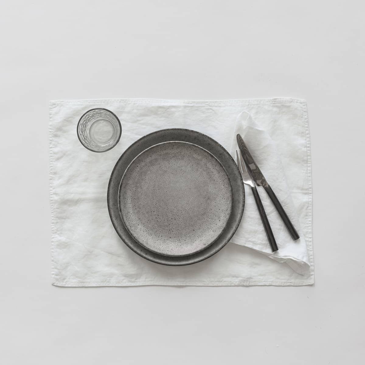 Bordbrikke 50x35 cm, bleached white