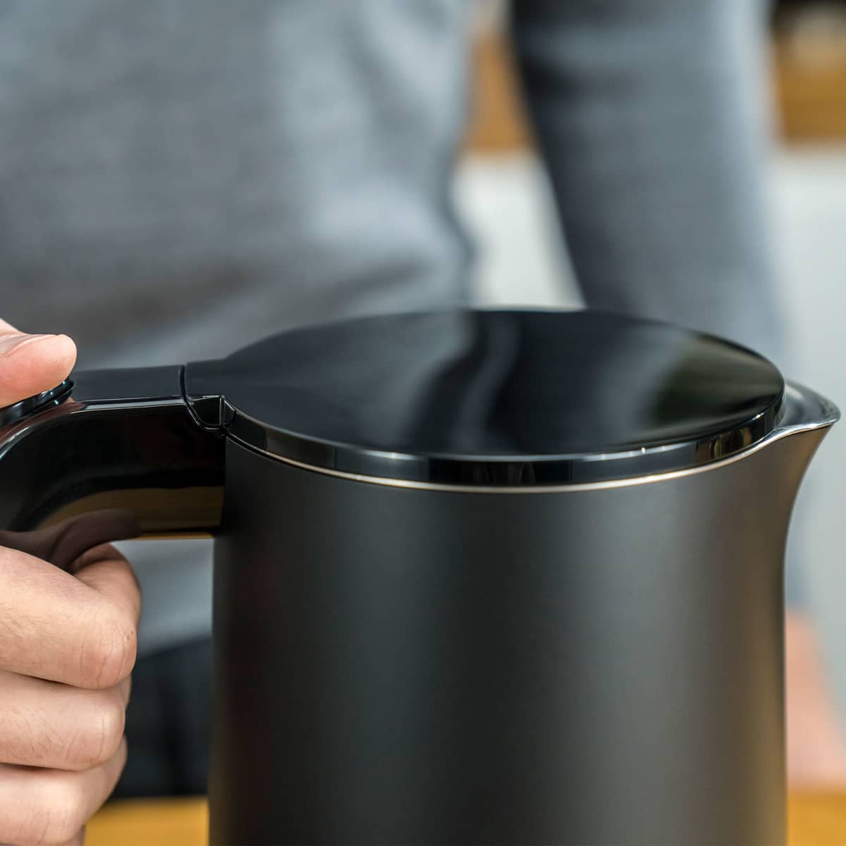 Enfinigy vattenkokare 1 liter, svart