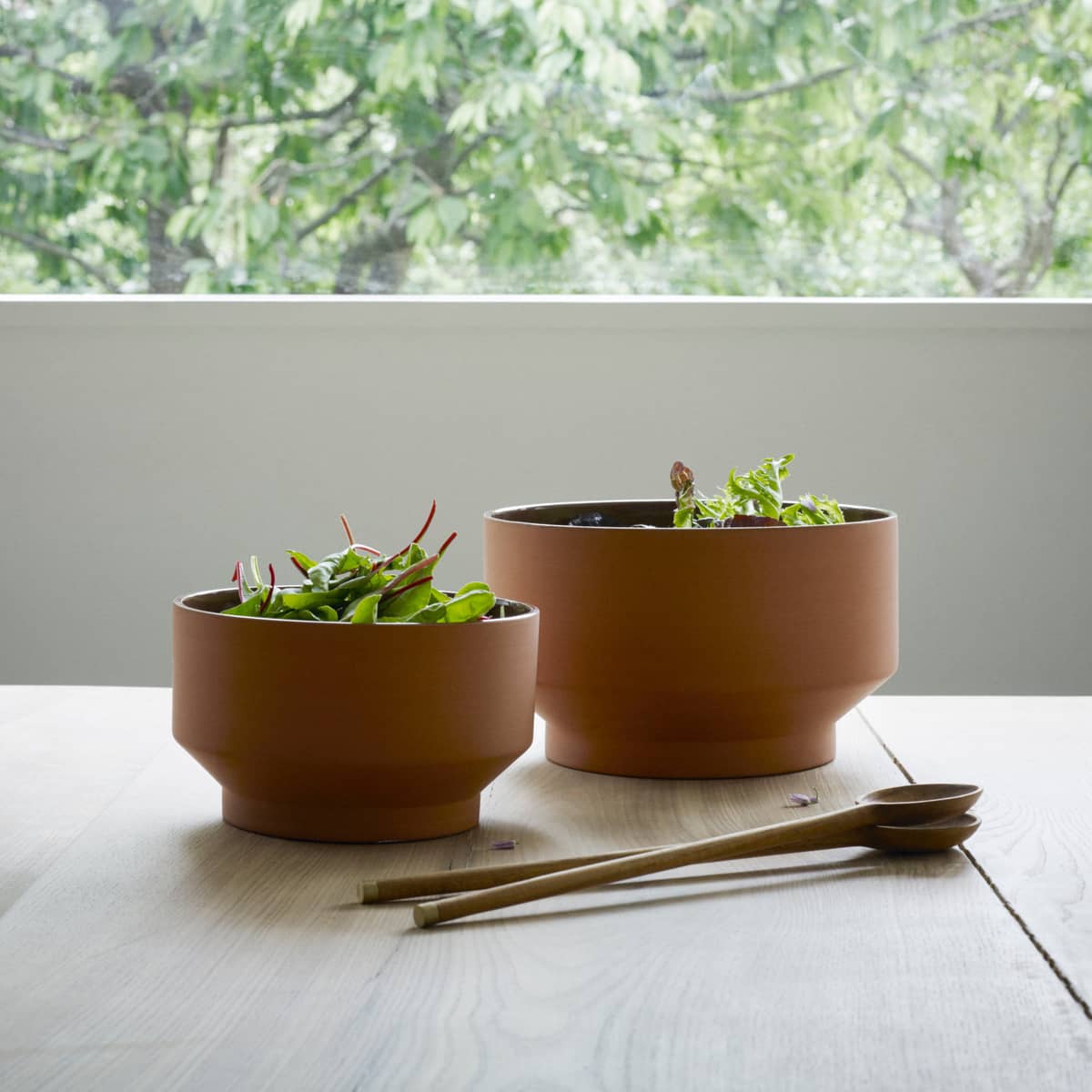 Edge salatbestik i teak