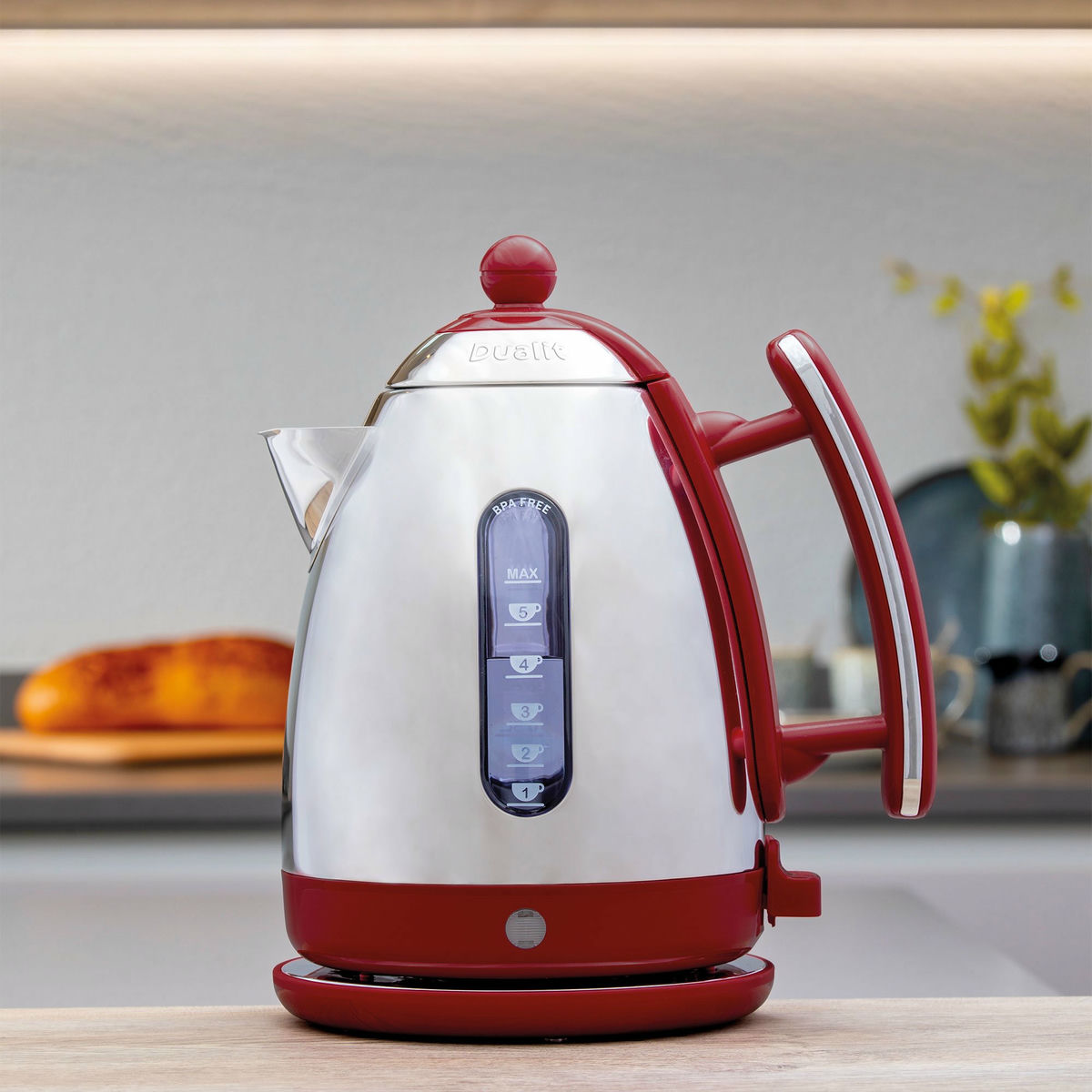 Jug vattenkokare 1,5 liter, röd/rostfritt stål