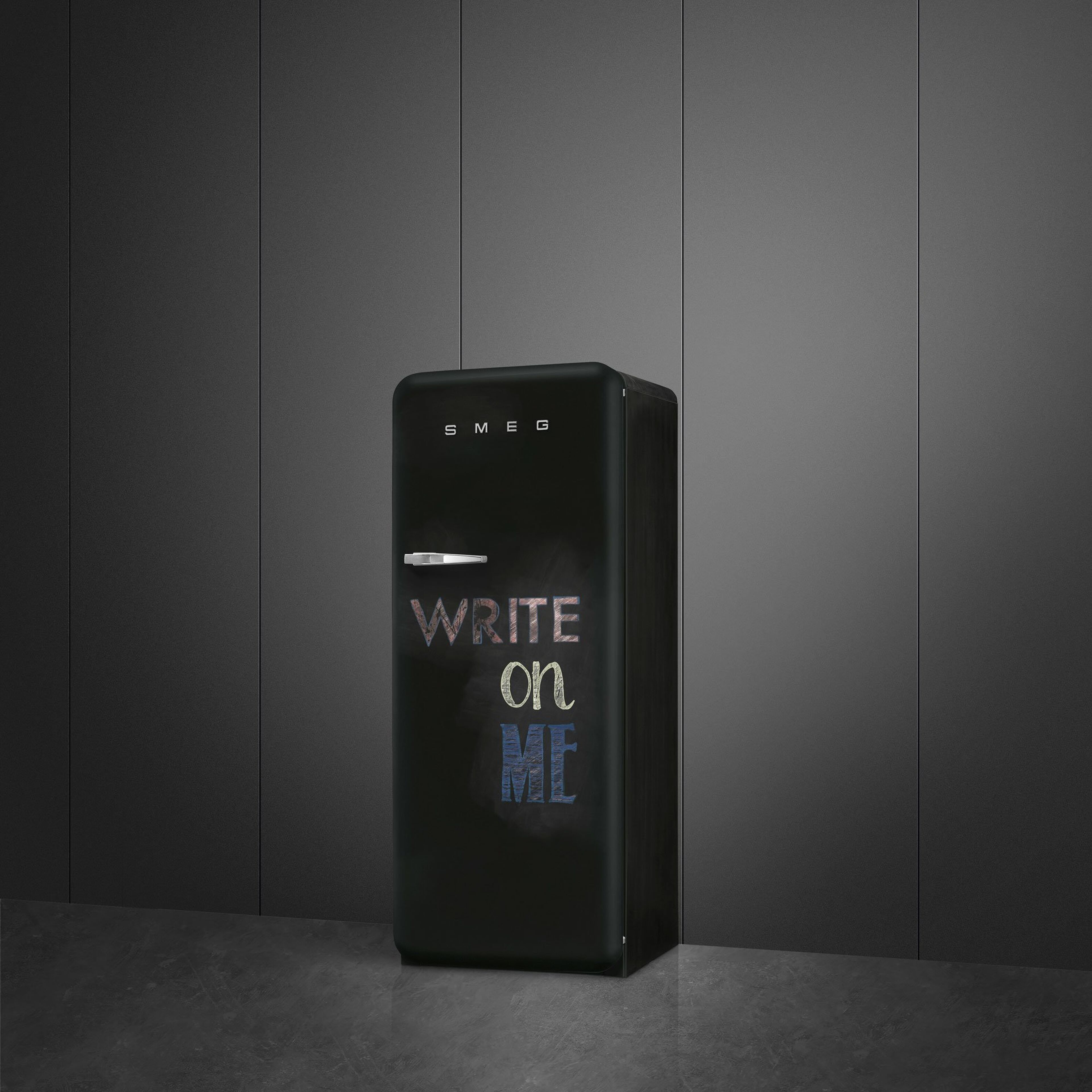 fab28rdbb5-koeleskab-sort-tavle-fab28rdbb5-47147-7