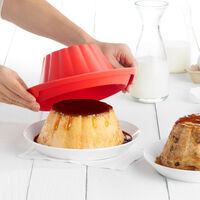 Puddingform med fat, rød