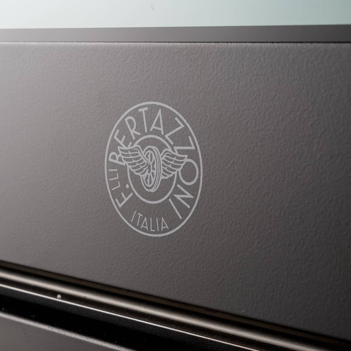 Modern F6011MODELN varmluftsugn 60 cm, carbonio
