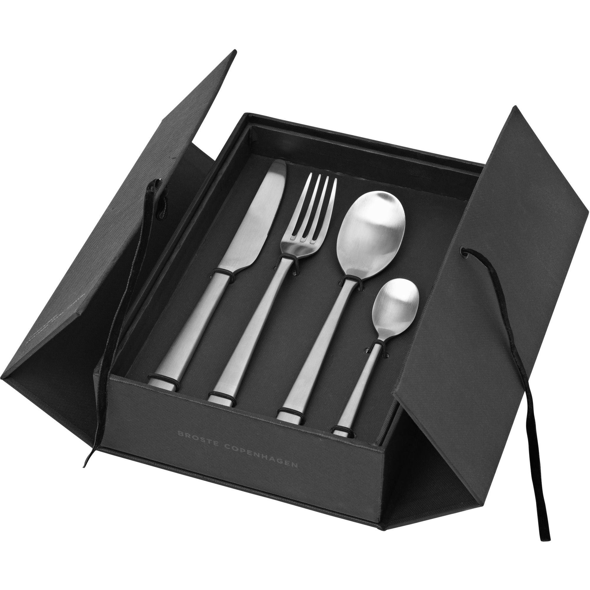 Produktfoto för Broste Copenhagen Hune Brushed Satin, bestickset m. 16 delar