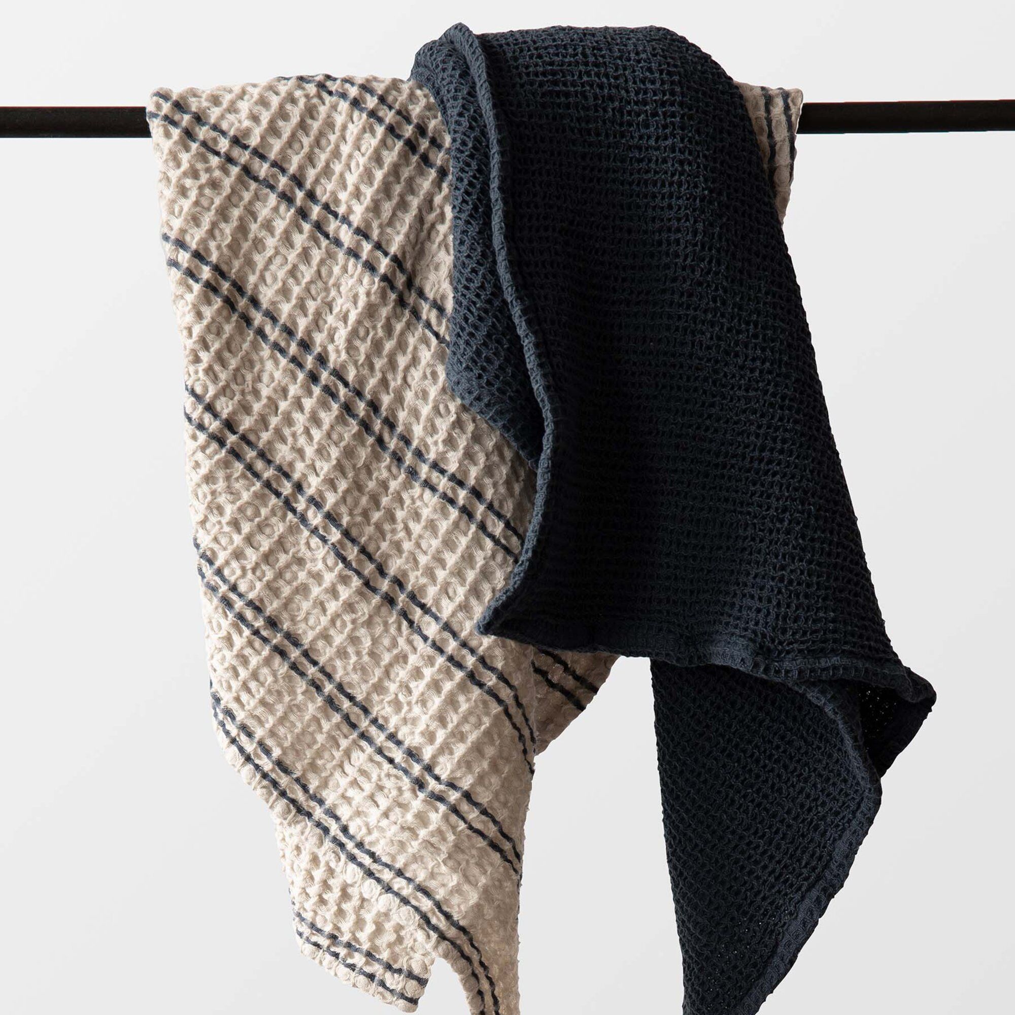 Alternativ bild 1 för Tell Me More Nella handduk 70x50 cm, blue stripe