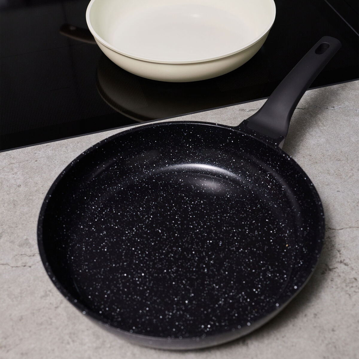 Isak stekpanna 28 cm, svart