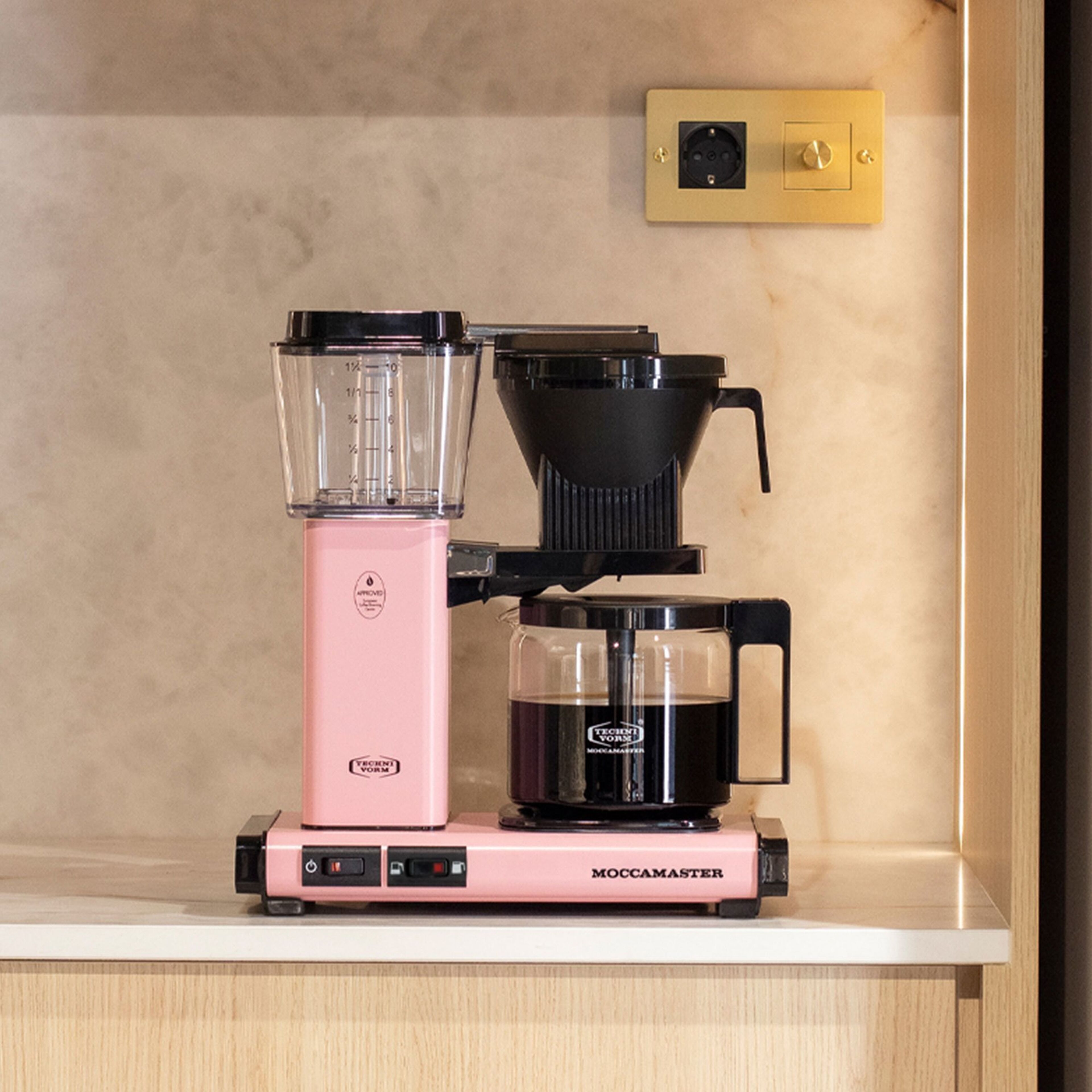 moccamaster-optio-kaffemaskine-pink-53621-66915-2