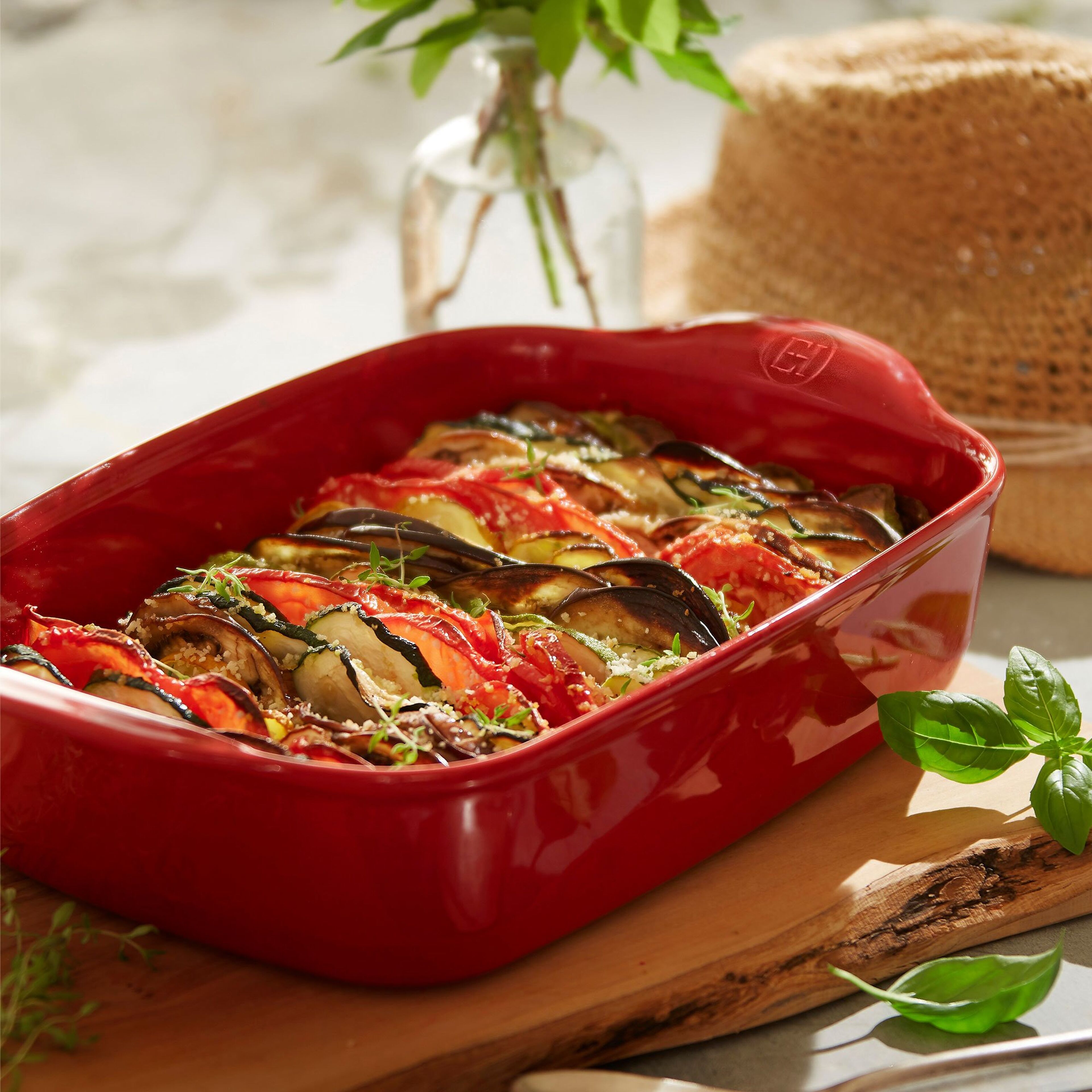 emile-henry-rektangulaer-ovnfast-form-s-1-55-liter-roed-eh349650-65166-3