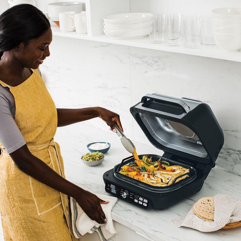 AG651EU Foodi 7-In-1 pöytägrilli