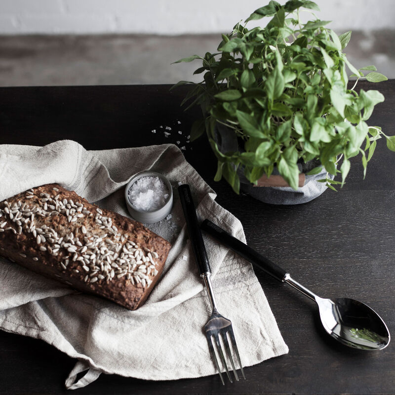 Salatbestikk Tre Svart