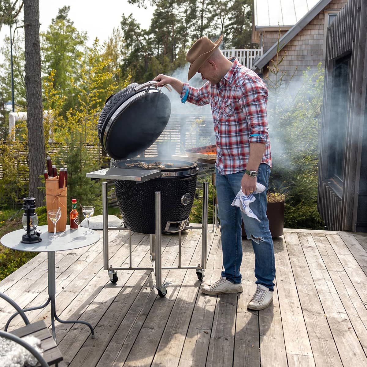 Signature Pro -grilli, musta