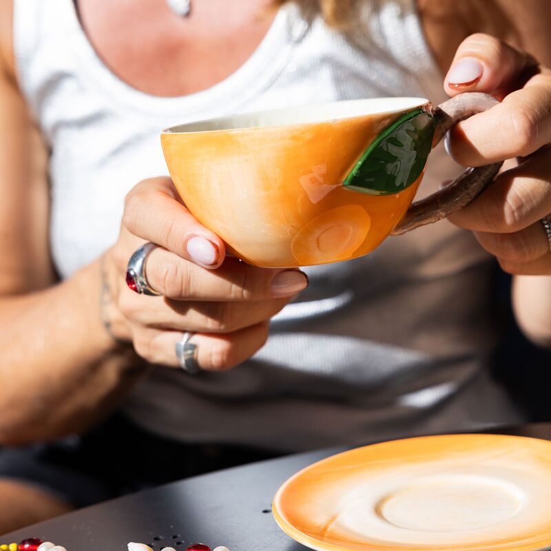 Byon Kopp med fat, fersken