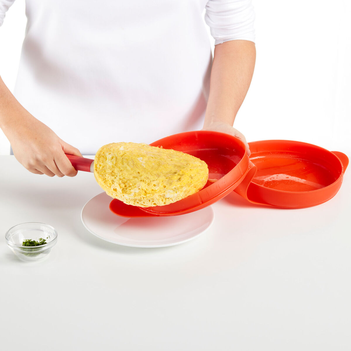 Spansk omeletform til mikroovn, rød