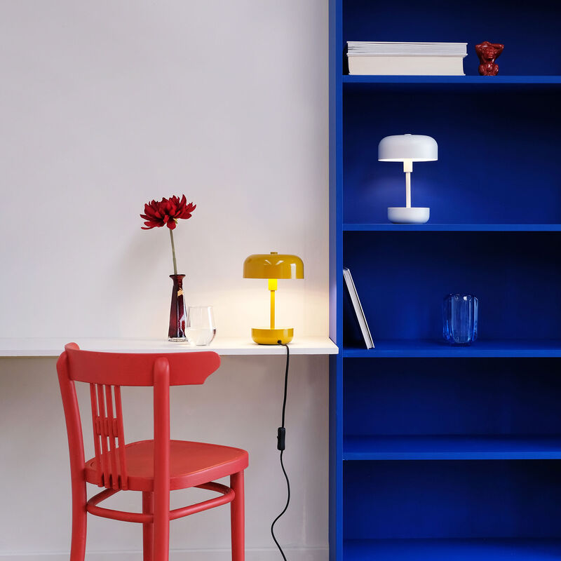 Dyberg Larsen Haipot portabel LED-bordslampa, vit