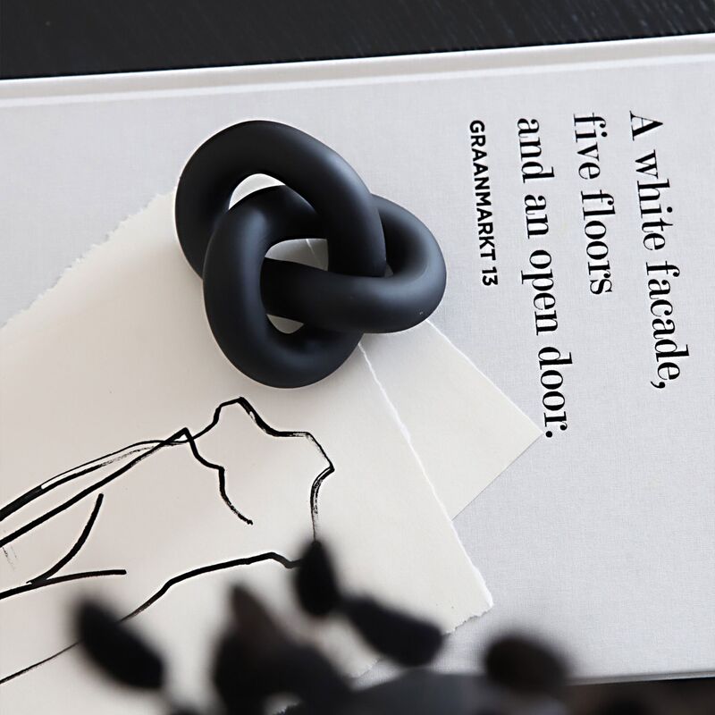 Knot Table Small, sort