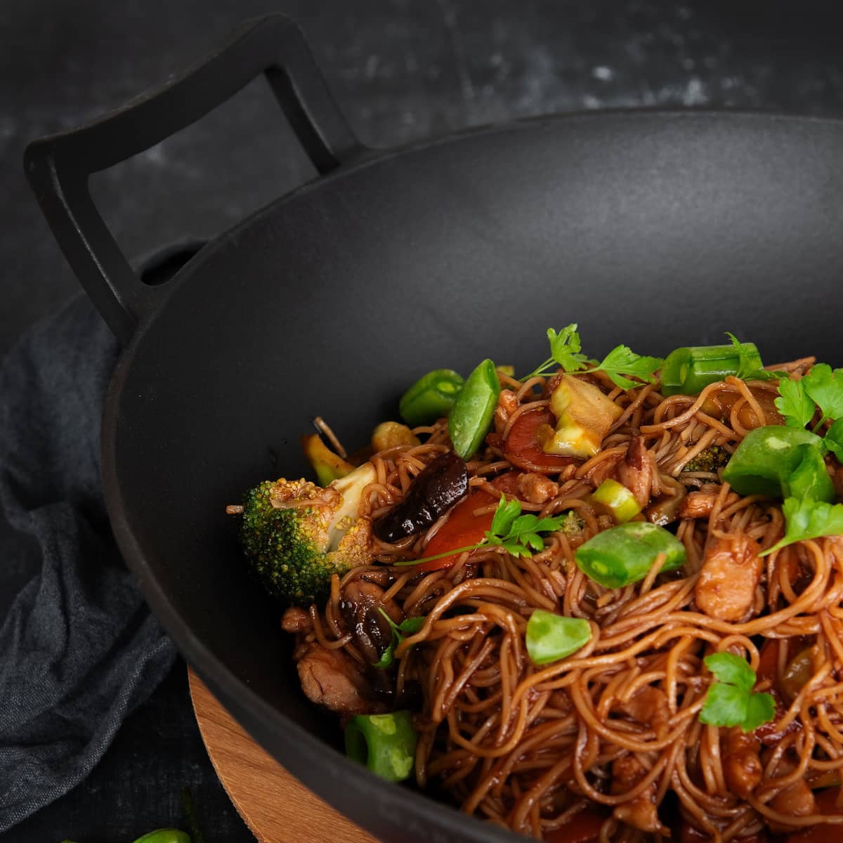 Støbejerns Wokpande 36 cm