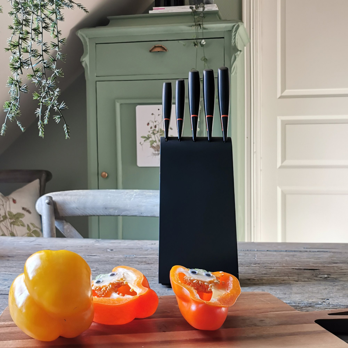 Edge Knivsett med Knivblokk