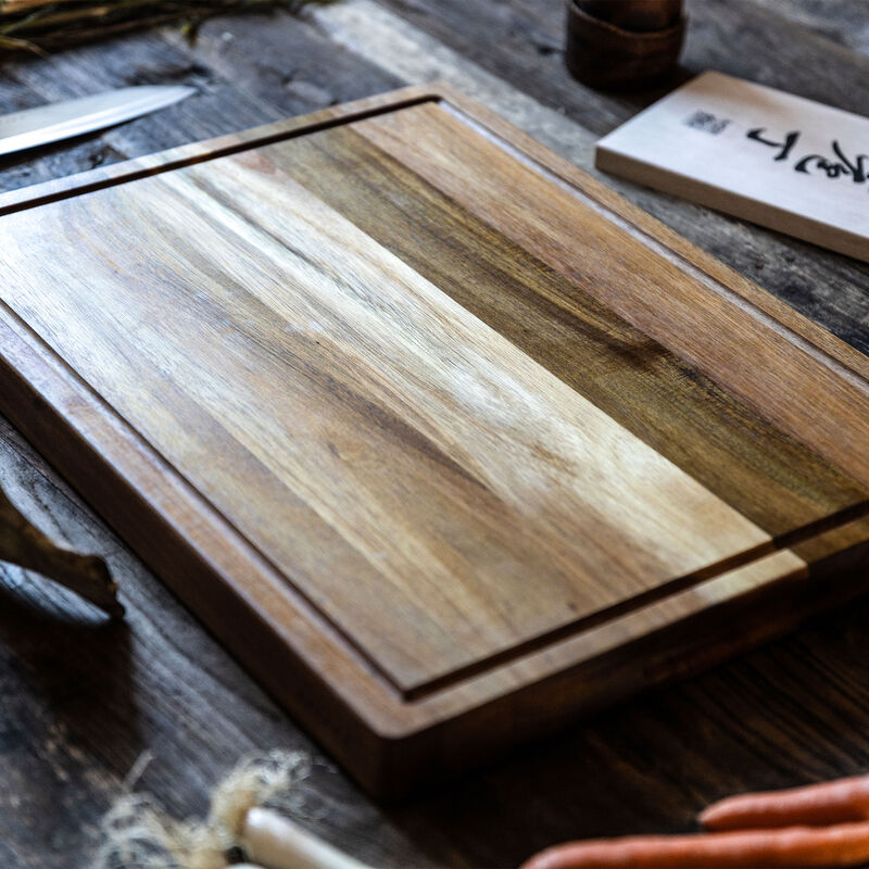 Skjærebrett, akasietre