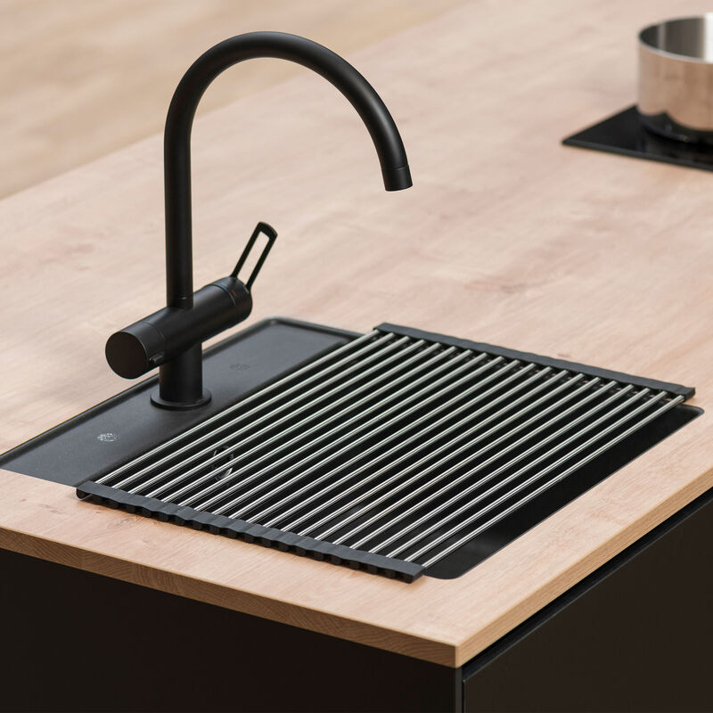 Ihoprullbar diskmatta 48 × 33 cm, rostfritt stål/silikon