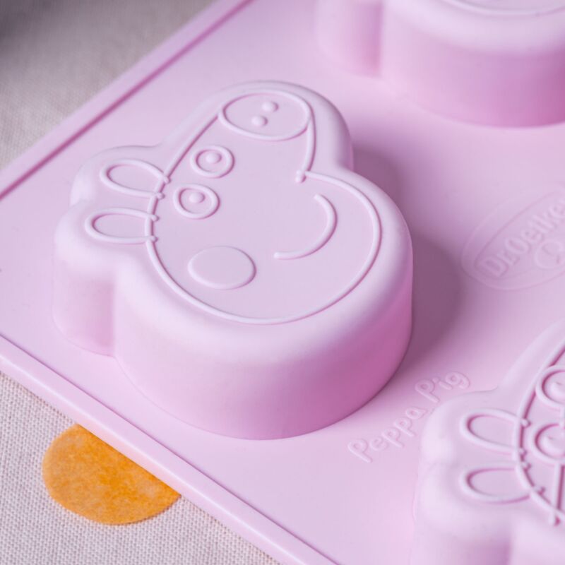 Gurli Gris kageform mini 18x29 cm, lyserød