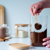 Lasipurkki bambukannella ja mittalusikalla 1400 ml