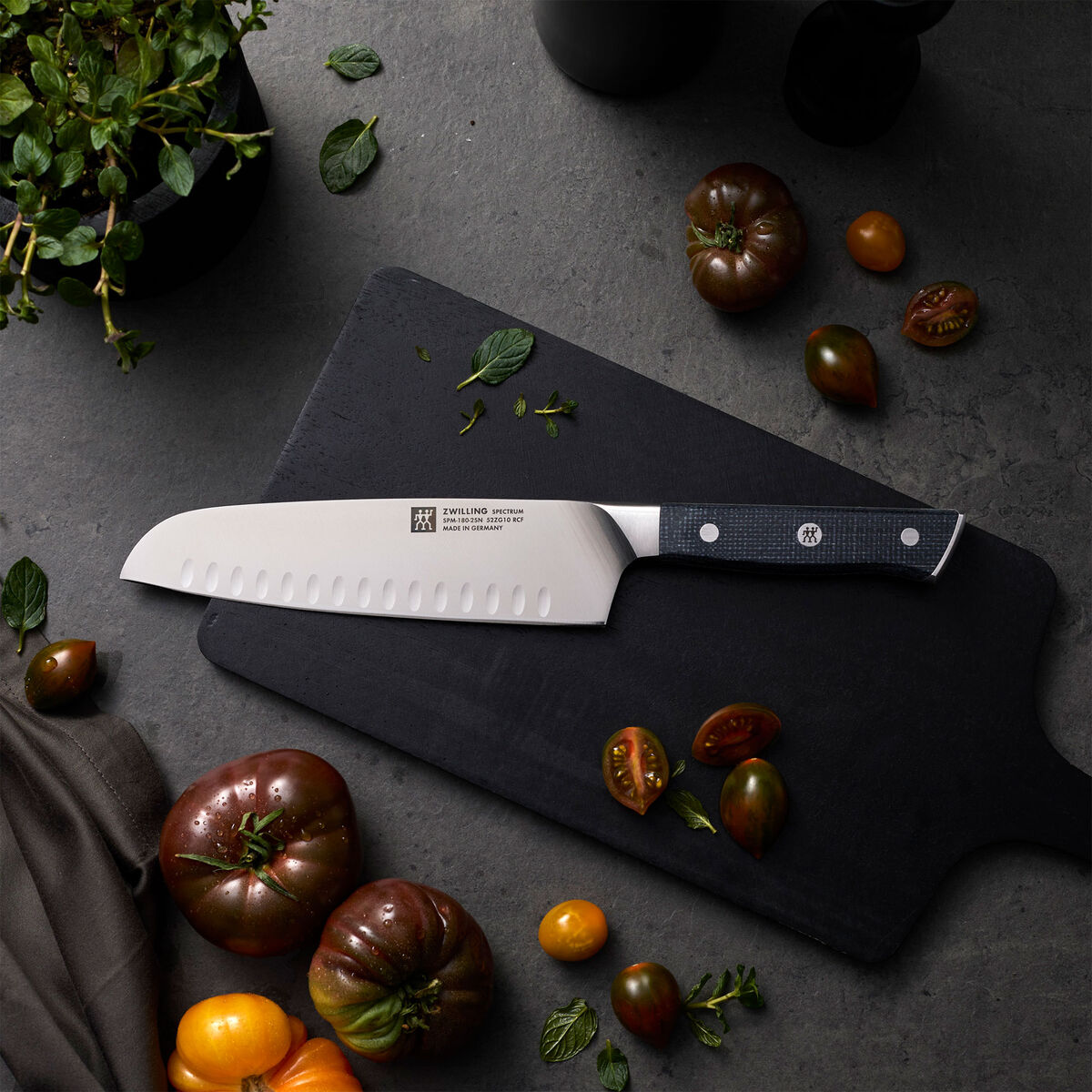 Zwilling Spectrum japanilainen kokkiveitsi 18 cm