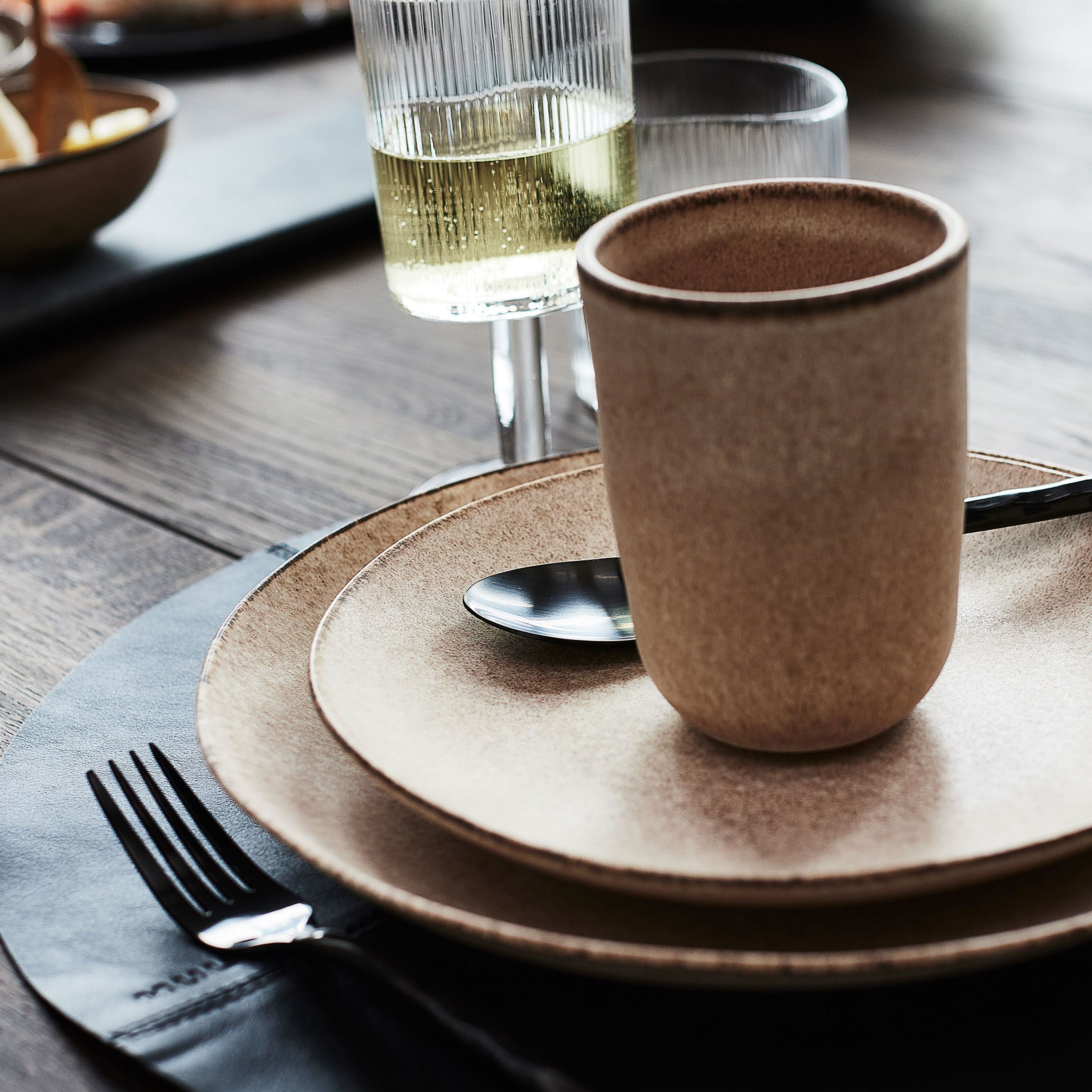 muubs-yake-tallerken-oe26-blush-9160000149-64076-9