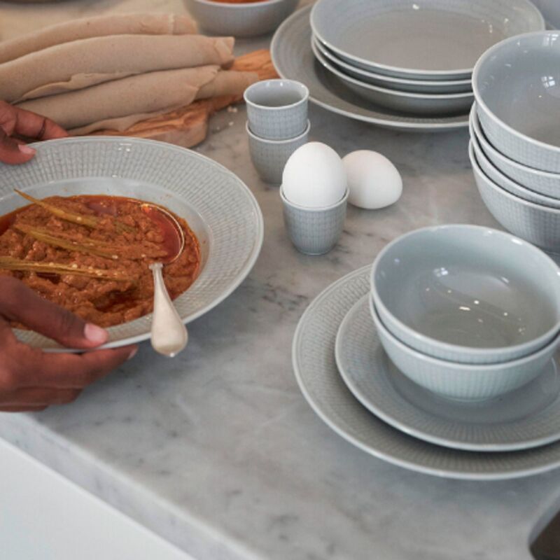 Swedish Grace syvä lautanen 25 cm, dimma