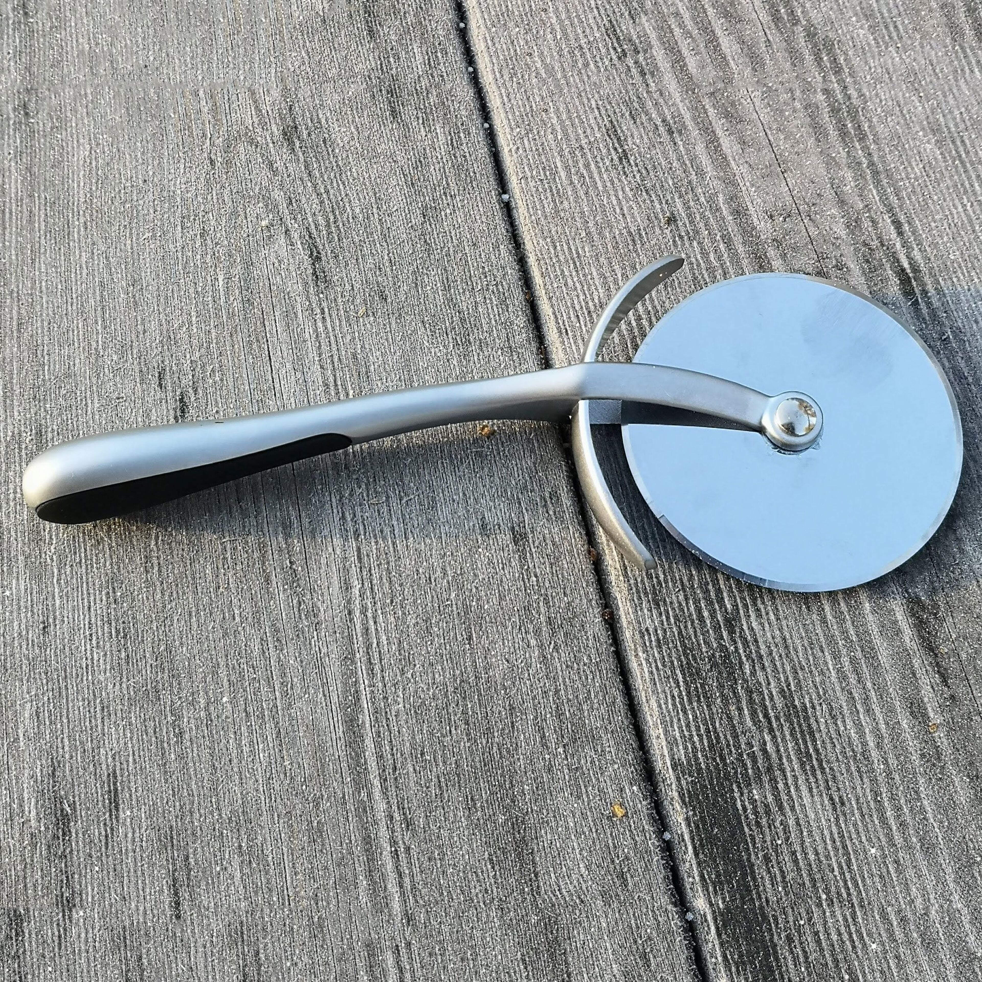 gourmetstaal-klassisk-pizzahjul-2023-44733-2