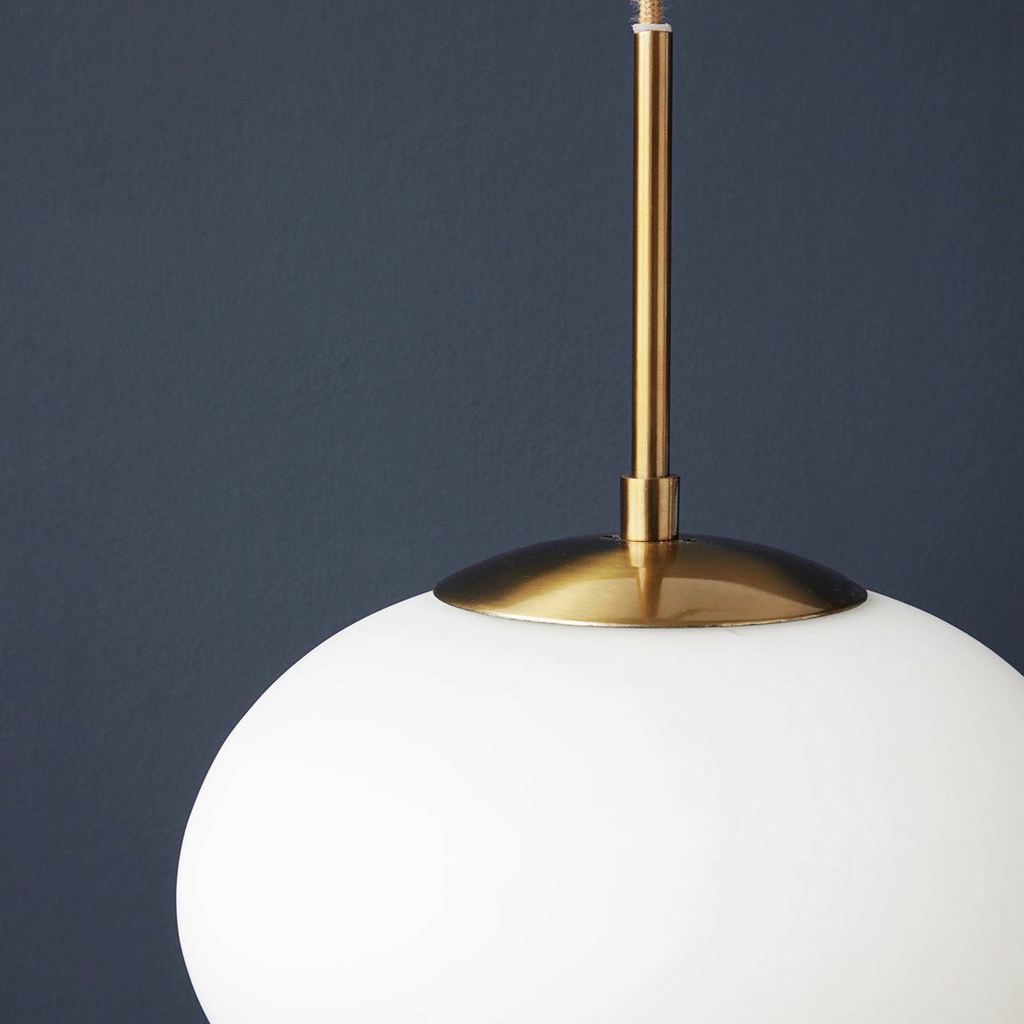 Alternativ bild 1 för House Doctor Opal lampa 30 cm, vit