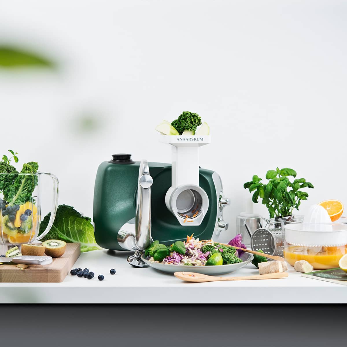 AKM 6230 Go Green -yleiskone, metsänvihreä