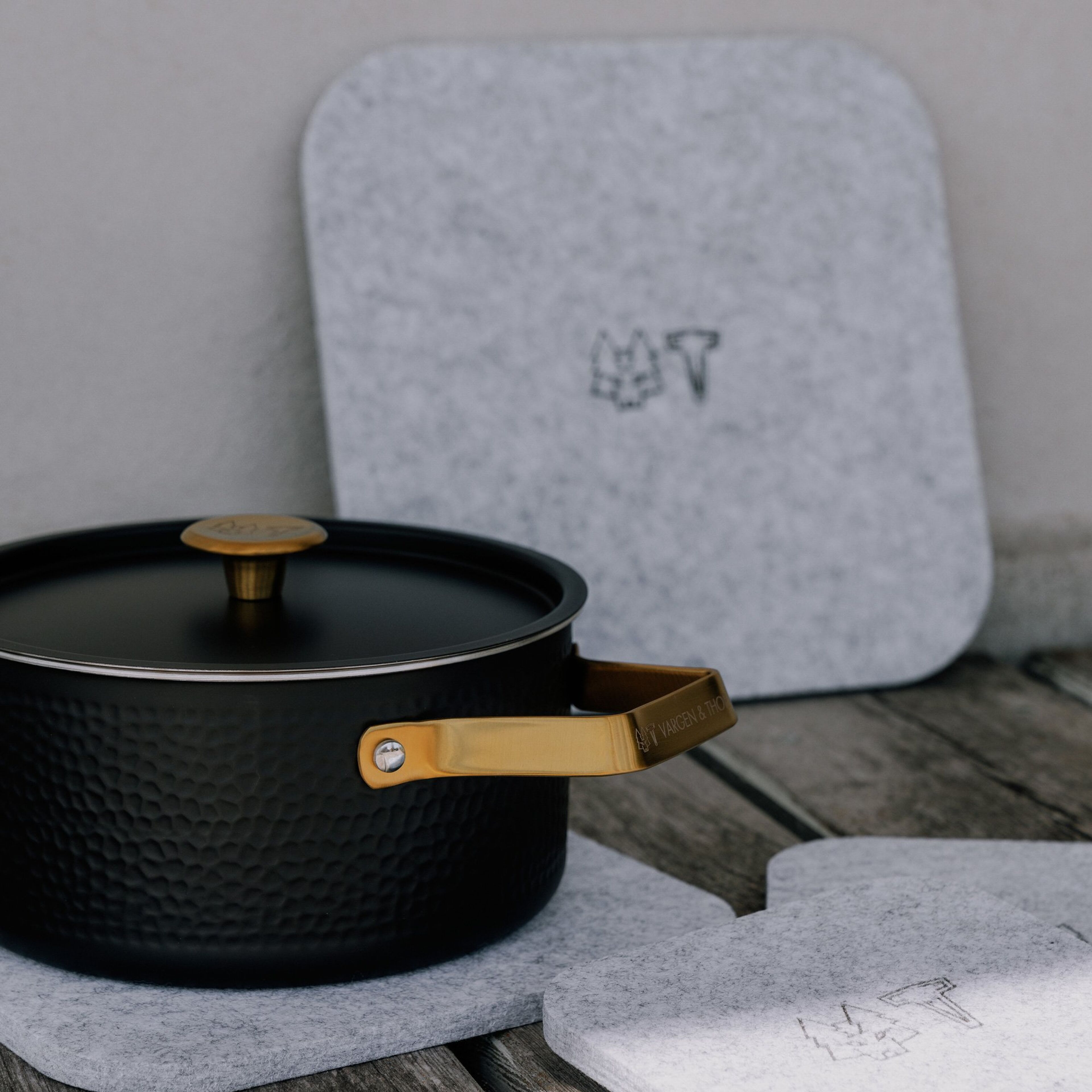 vargen-thor-mandus-gryde-2-8-liter-matsort-vtmandus-58785-6