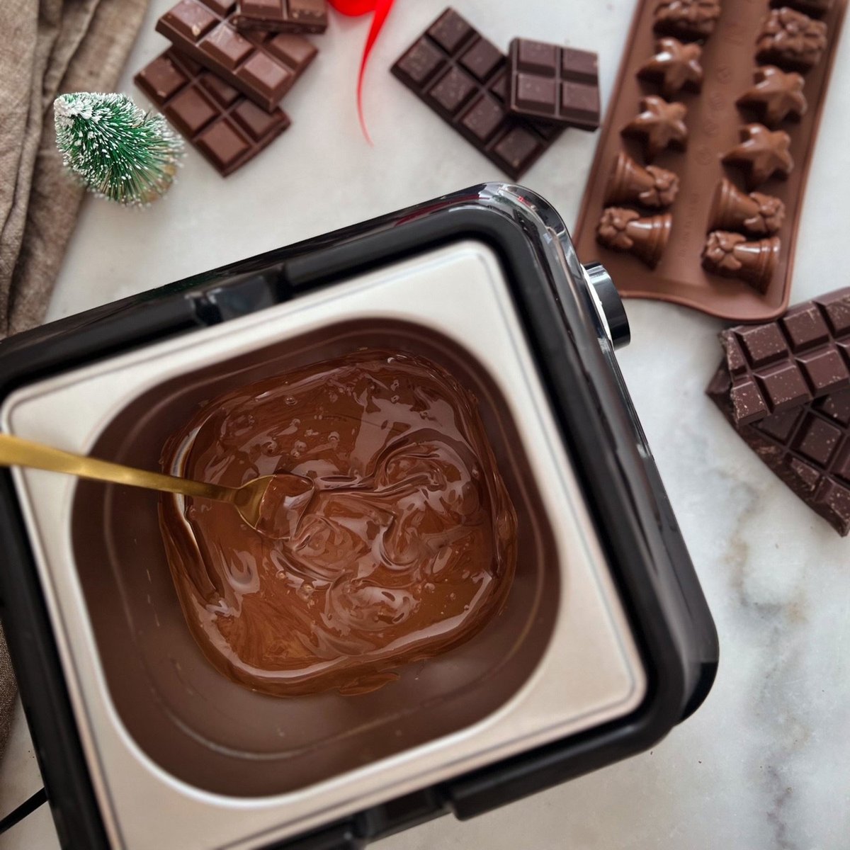 Chokladsmältare med termostat 1,5 liter