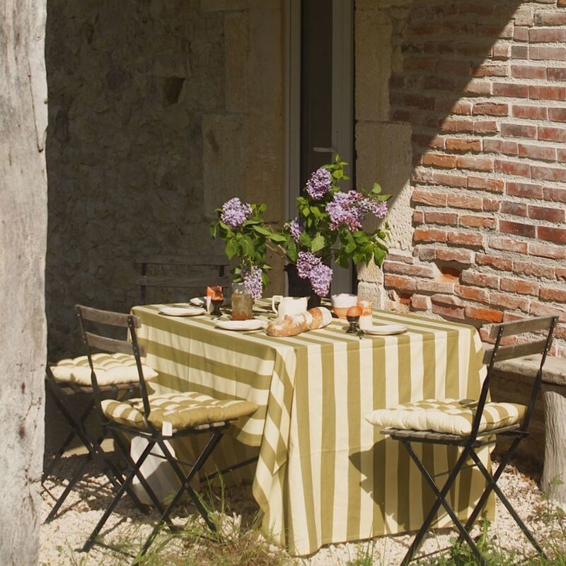 Simona bordsduk 180x145 cm, grön/gul