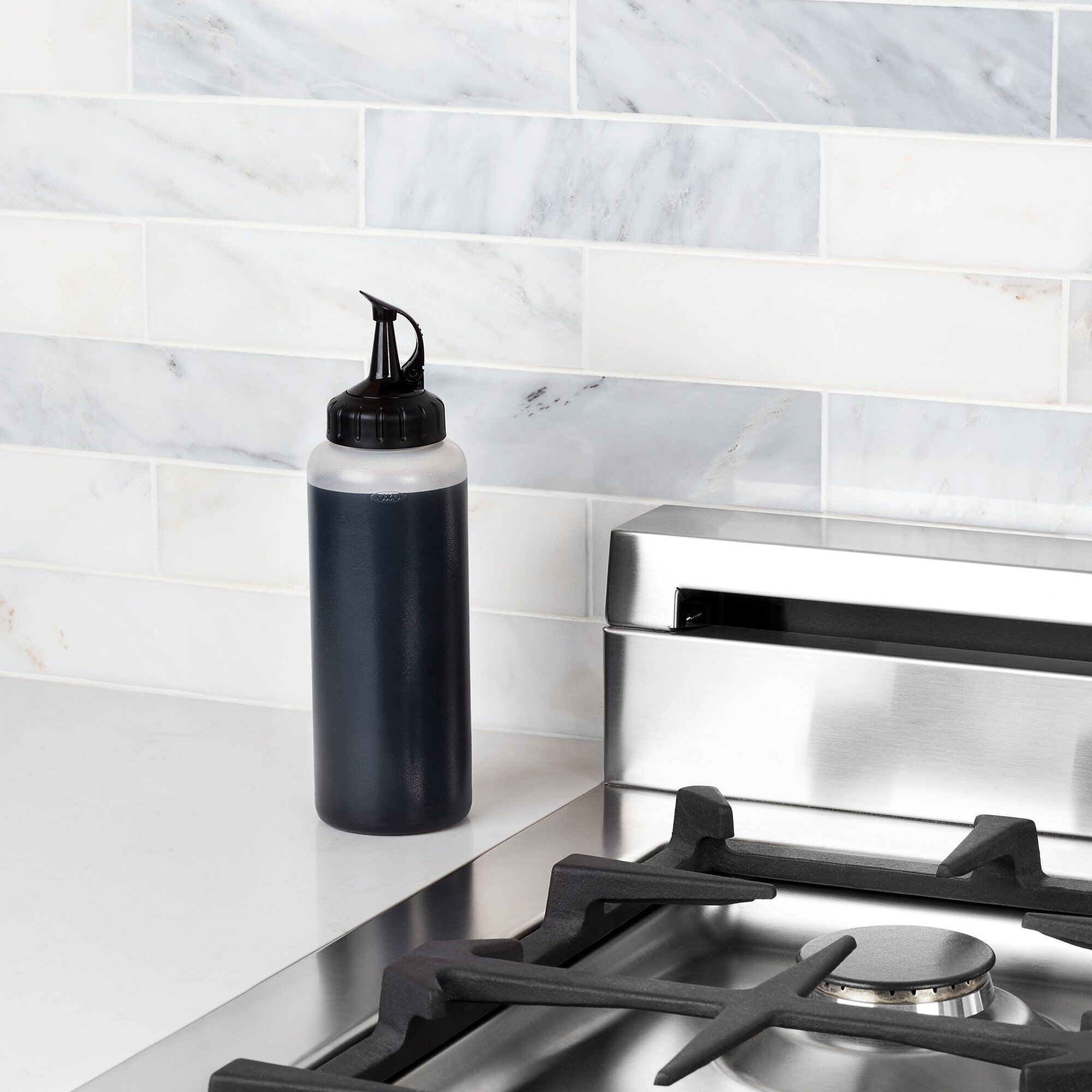 Alternativ bild 1 för OXO Chef's Squeeze Flaska 350 ml