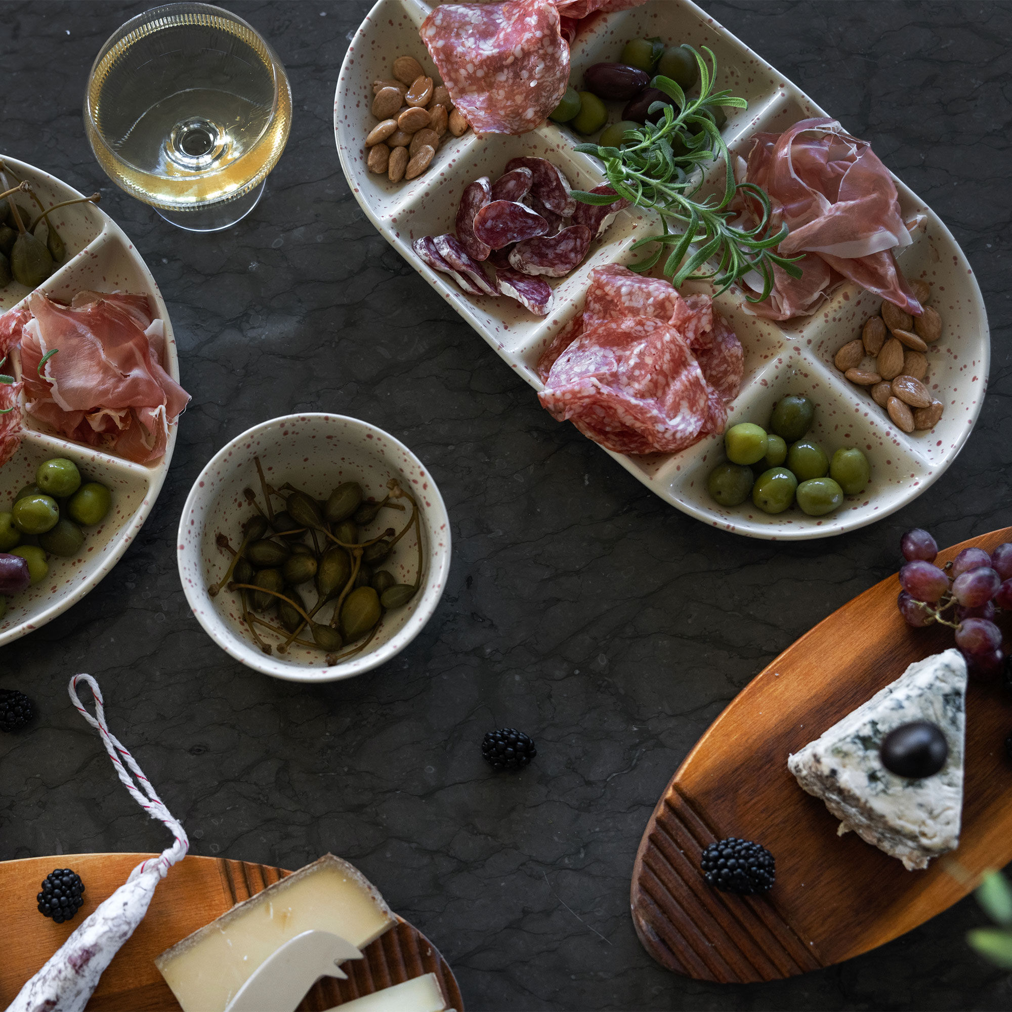 Ditte serveringsfad large, beige/bordeaux